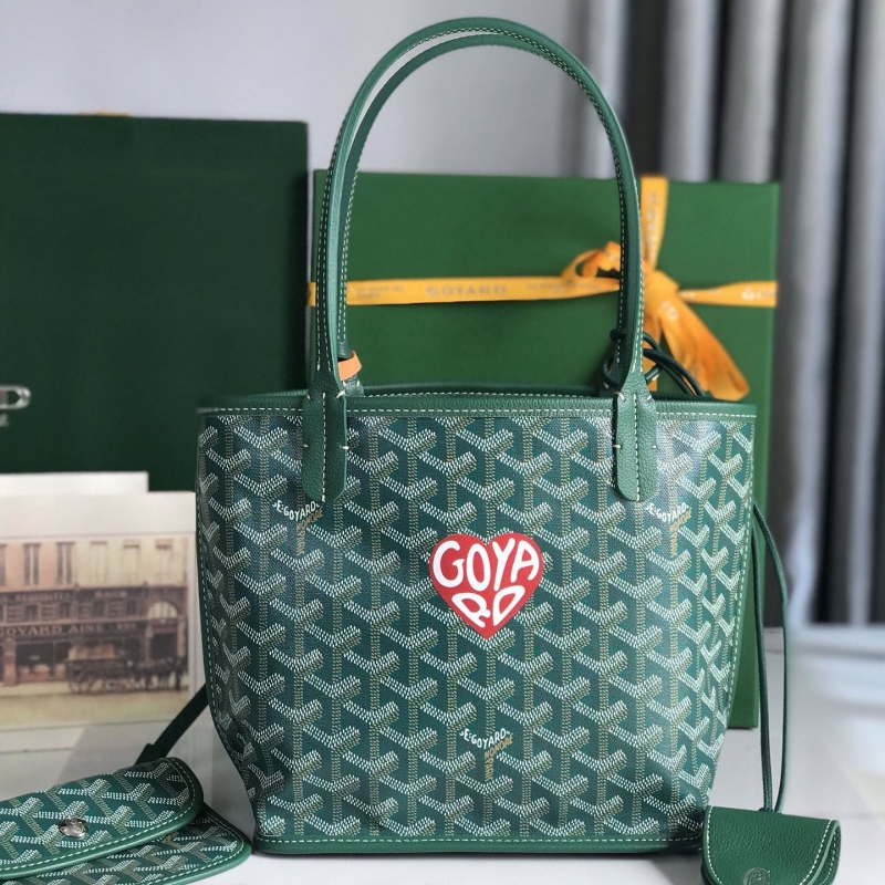 Go*ard shopping bags